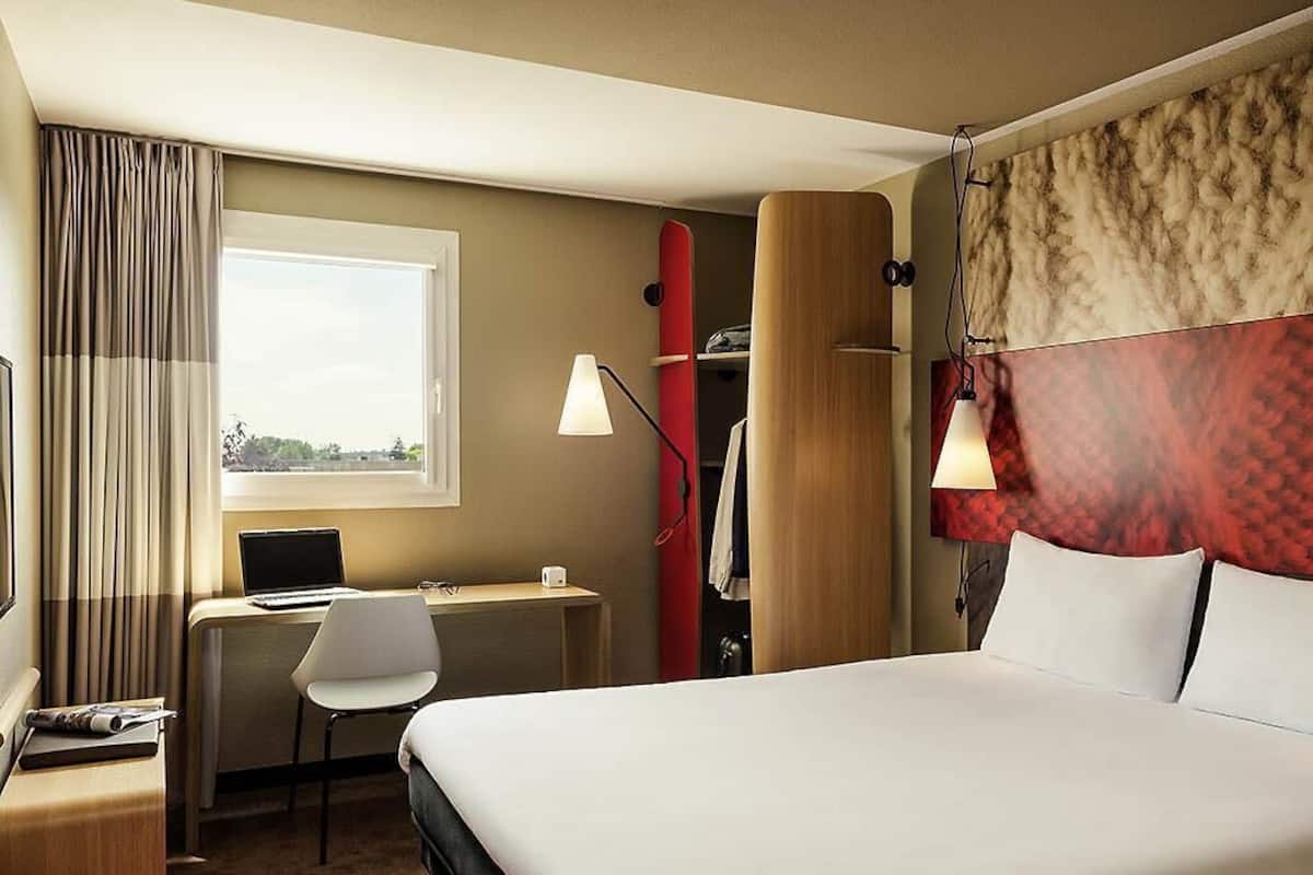 Standardzimmer, 1 Doppelbett | Hochwertige Bettwaren, Schreibtisch, laptopgeeigneter Arbeitsplatz