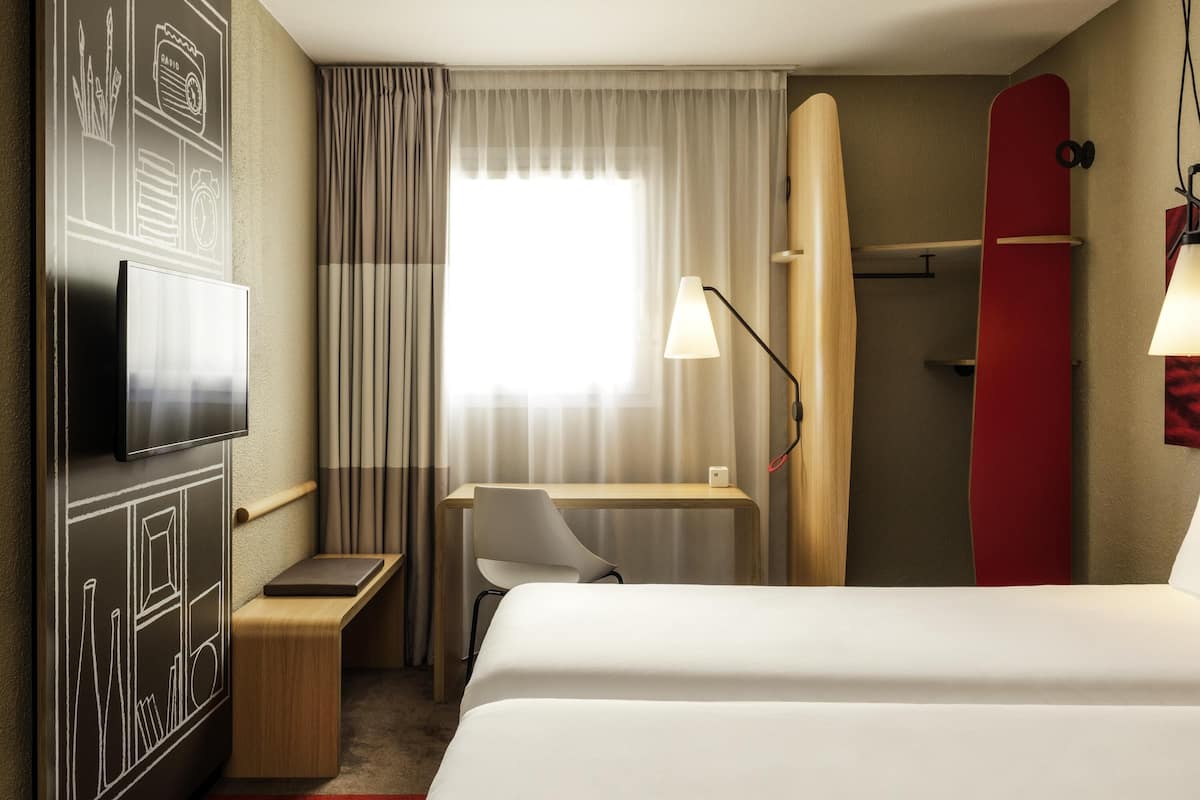 Standardzimmer, 2 Einzelbetten | Hochwertige Bettwaren, Schreibtisch, laptopgeeigneter Arbeitsplatz