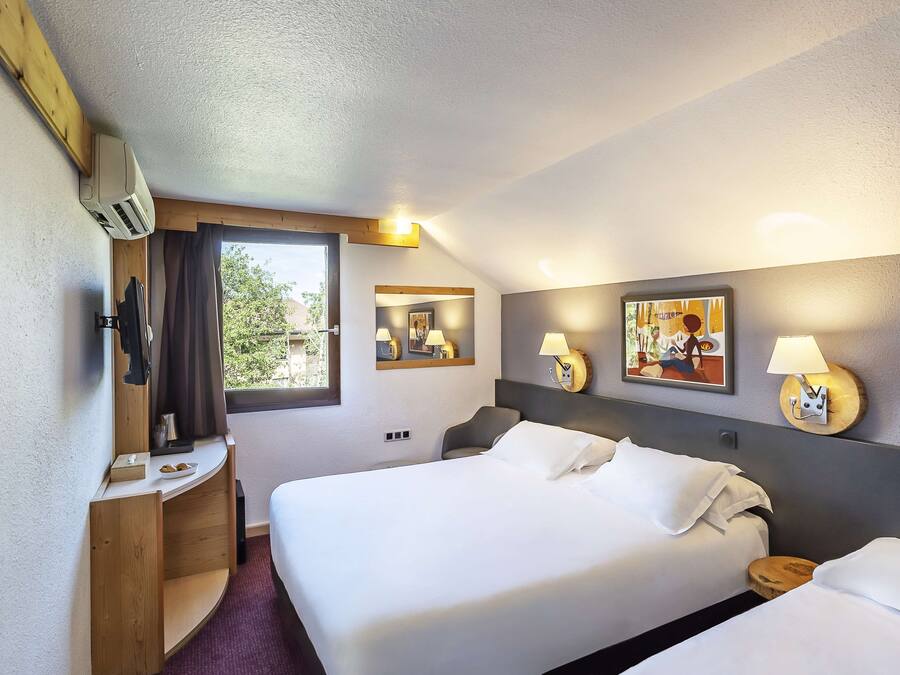 Standaard kamer, 1 queensize bed, niet-roken (with Sofabed) | Geluiddichte muren, reisbedje, gratis wifi, beddengoed