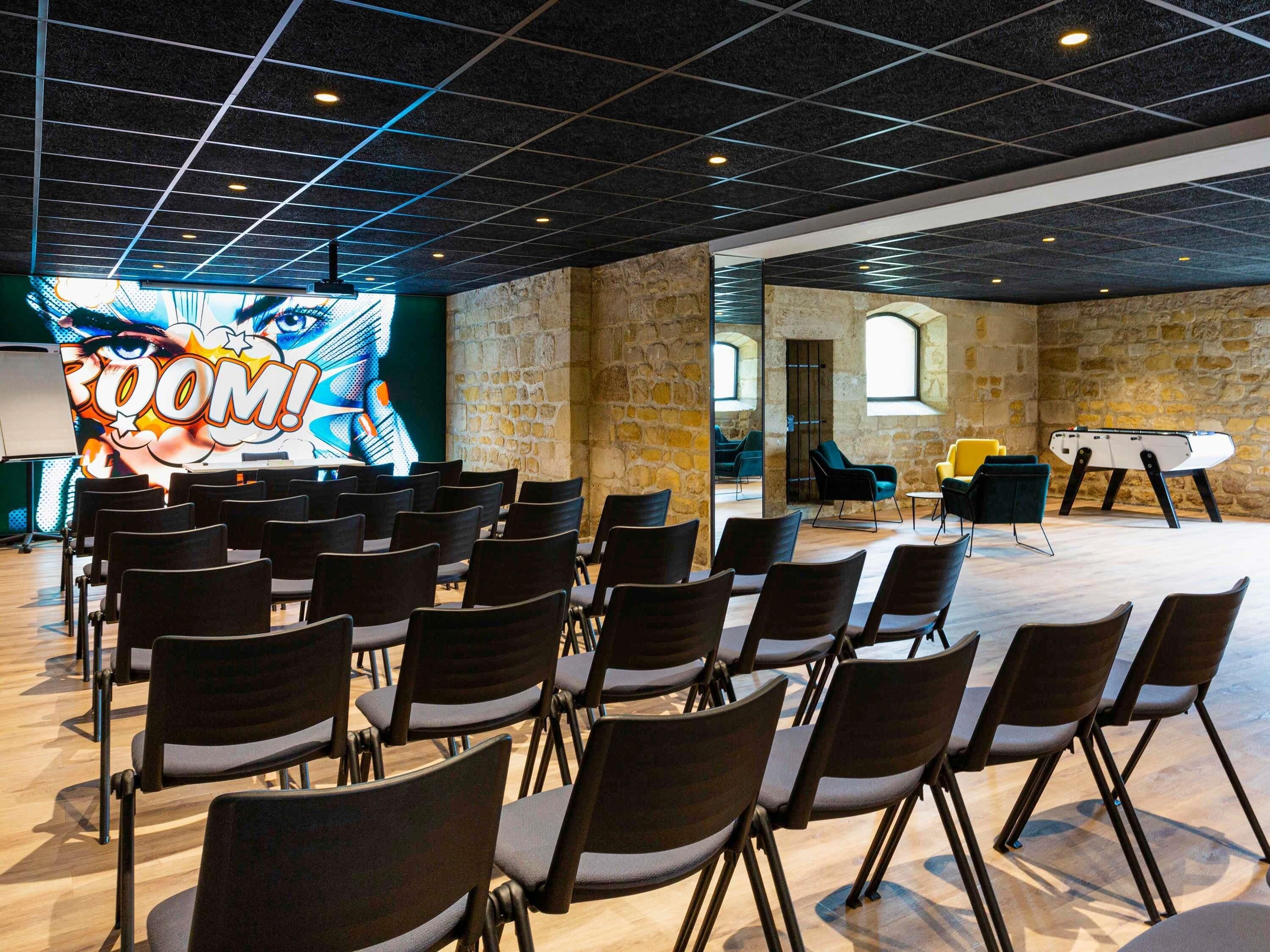 Meeting facility