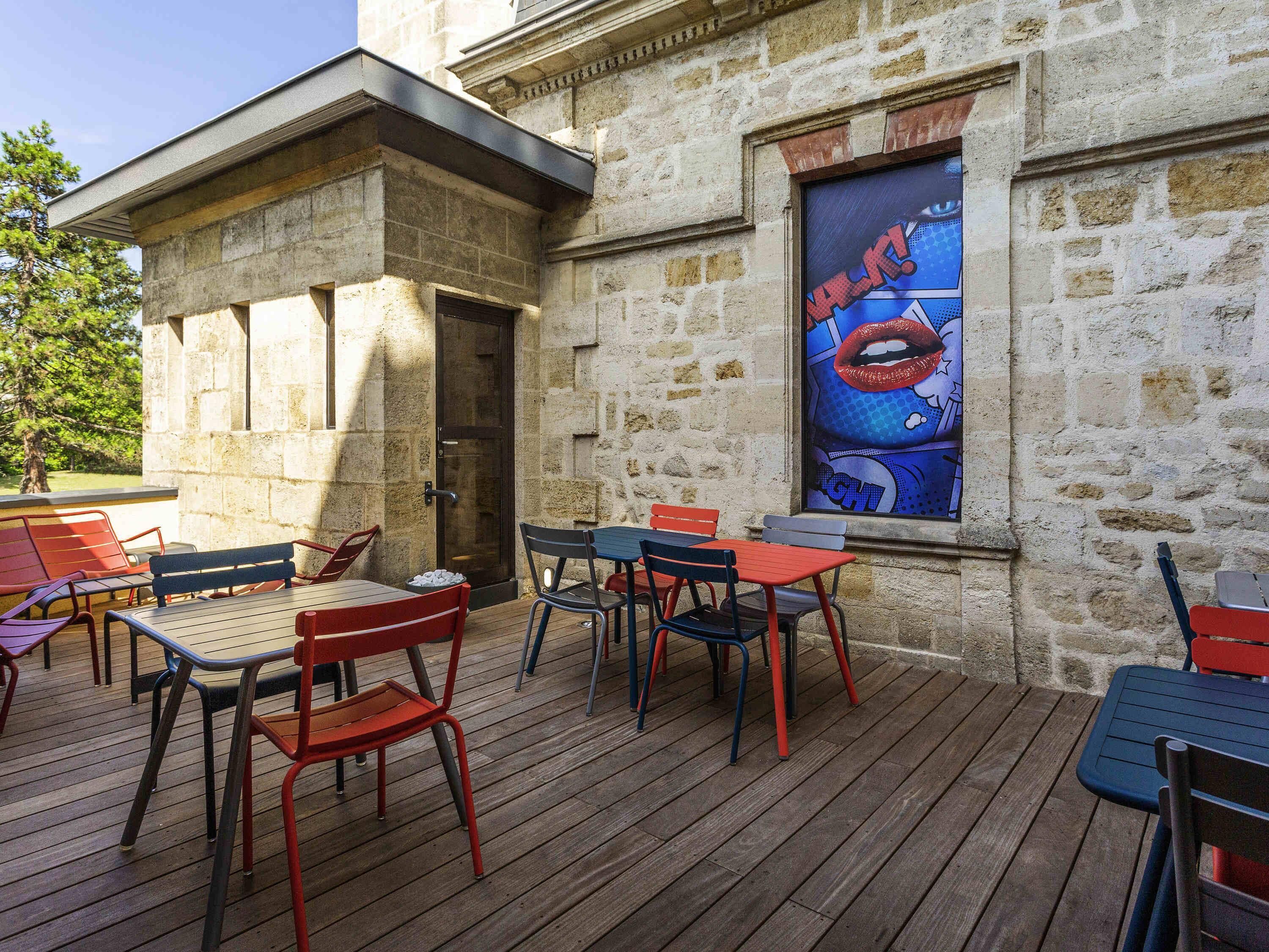 lunch and dinner served, french cuisine