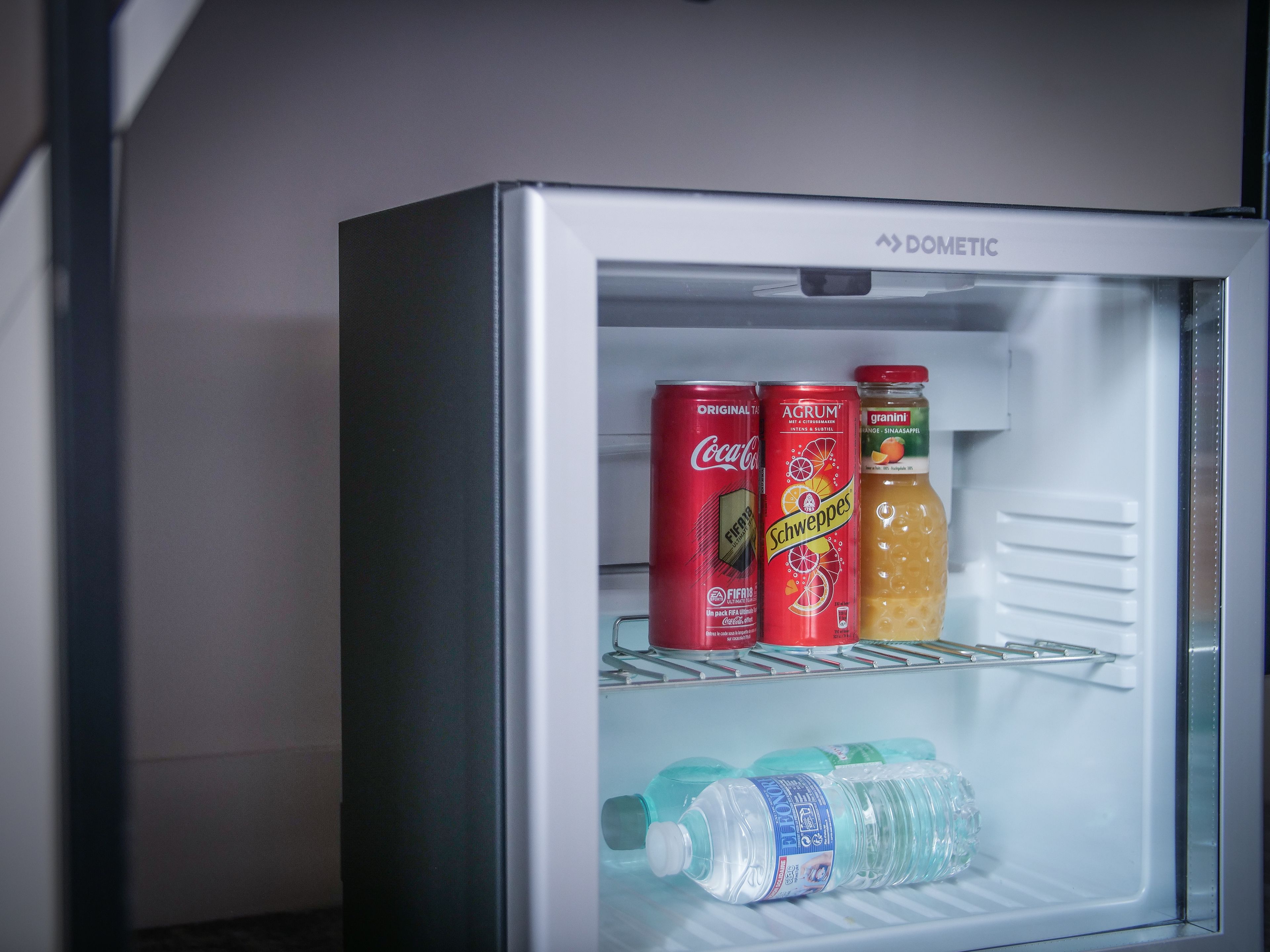 superior double room, 1 double bed | minibar