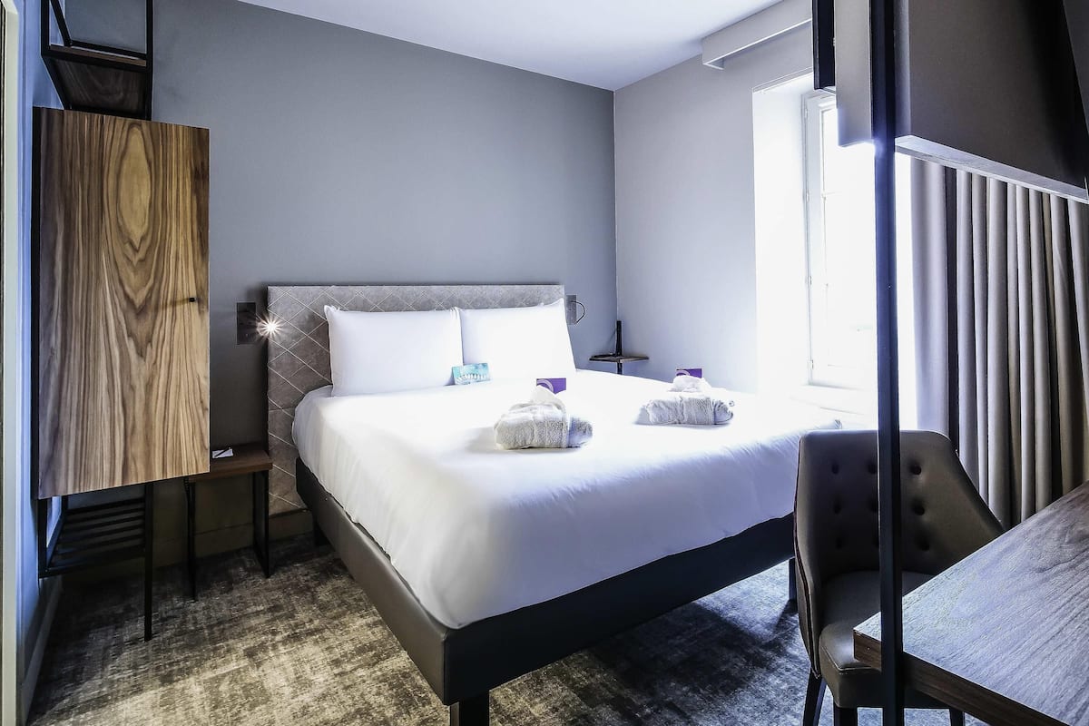 Suite Familiale, 1 lit double et 1 canapé-lit