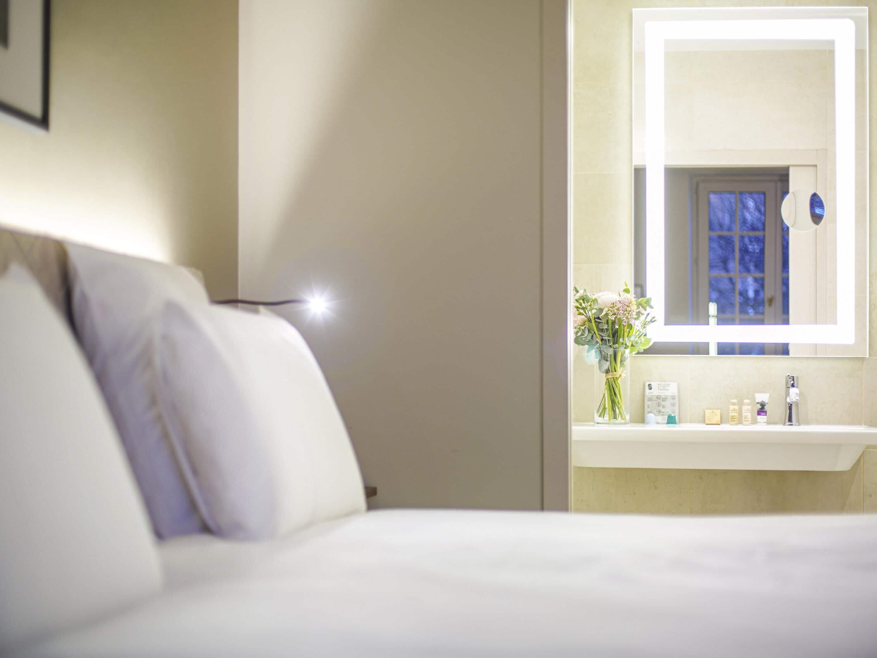 Habitación, 1 cama individual | Artículos del minibar gratis y caja de seguridad en la habitación 