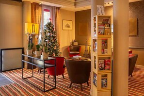 Lobby lounge - Hotel Pavillon Bastille (Paris)