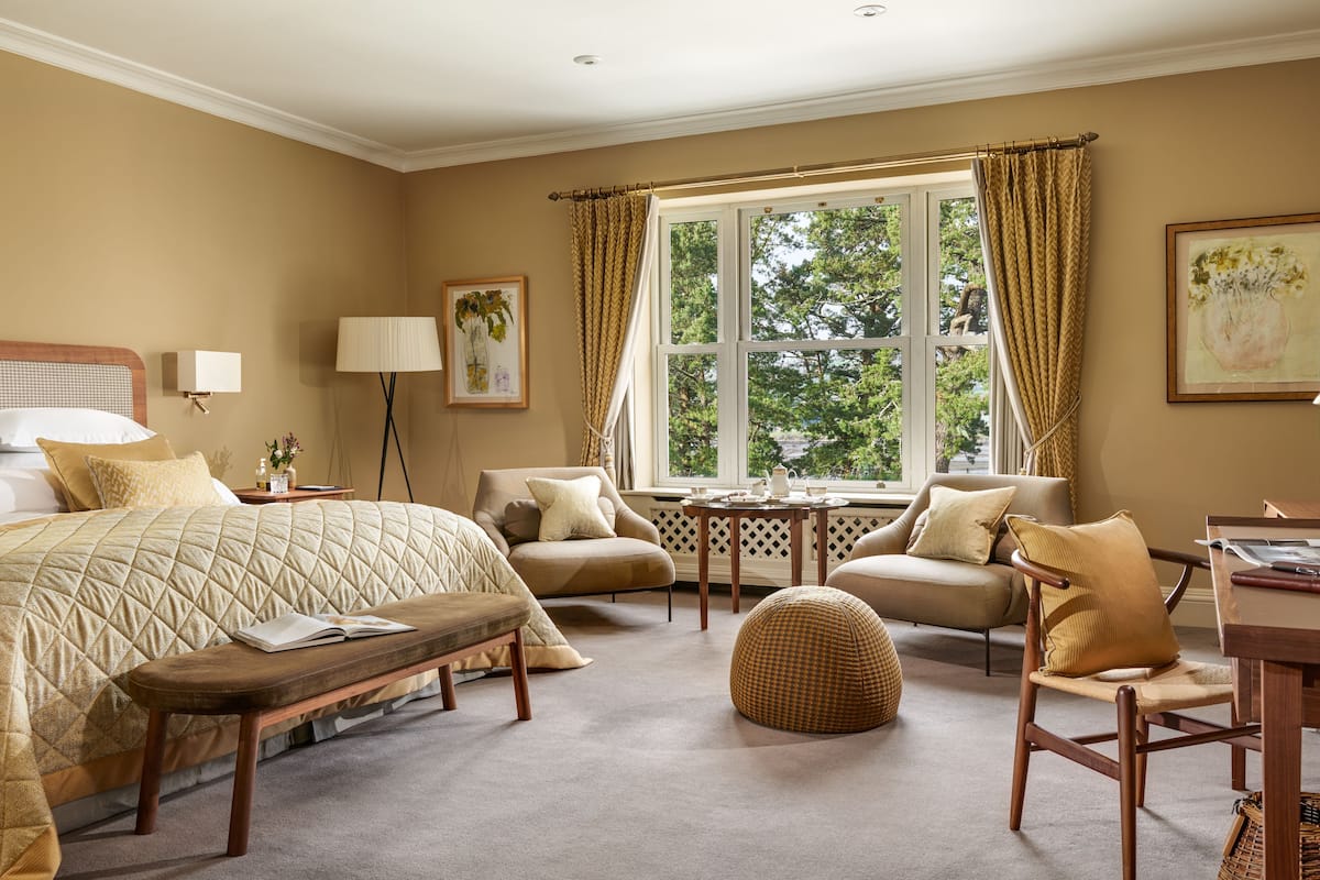 premium bedding, in-room safe, blackout curtains, iron/ironing board