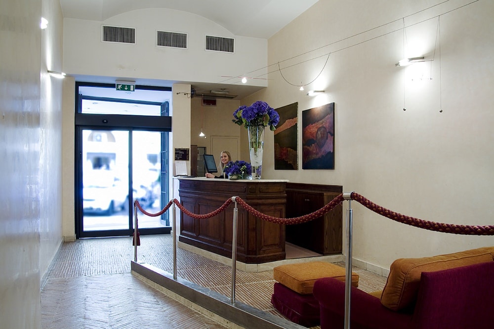 Hotel Columbia by null