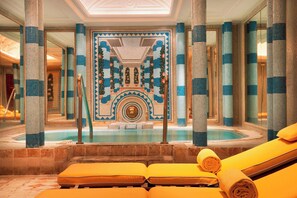 Sauna, steam room, massage/treatment rooms