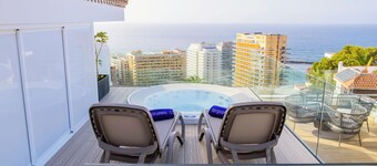 FERGUS Puerto de la Cruz