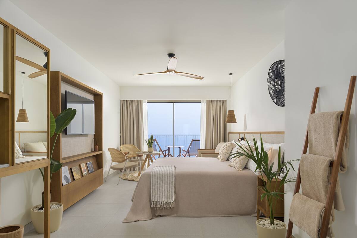 ห้องสวีท, ริมทะเล (The Reserve) | วิวจากห้องพัก