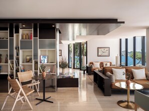 4 restaurants, breakfast, lunch, dinner served; local cuisine  - Hotel de Mar Gran Meliá - The Leading Hotels of the World (Calvia)