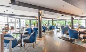 Bar lounge