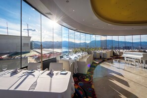 4 restauranter, frokost serveres