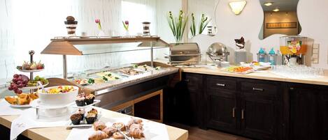 Daily buffet breakfast (EUR 17 per person)