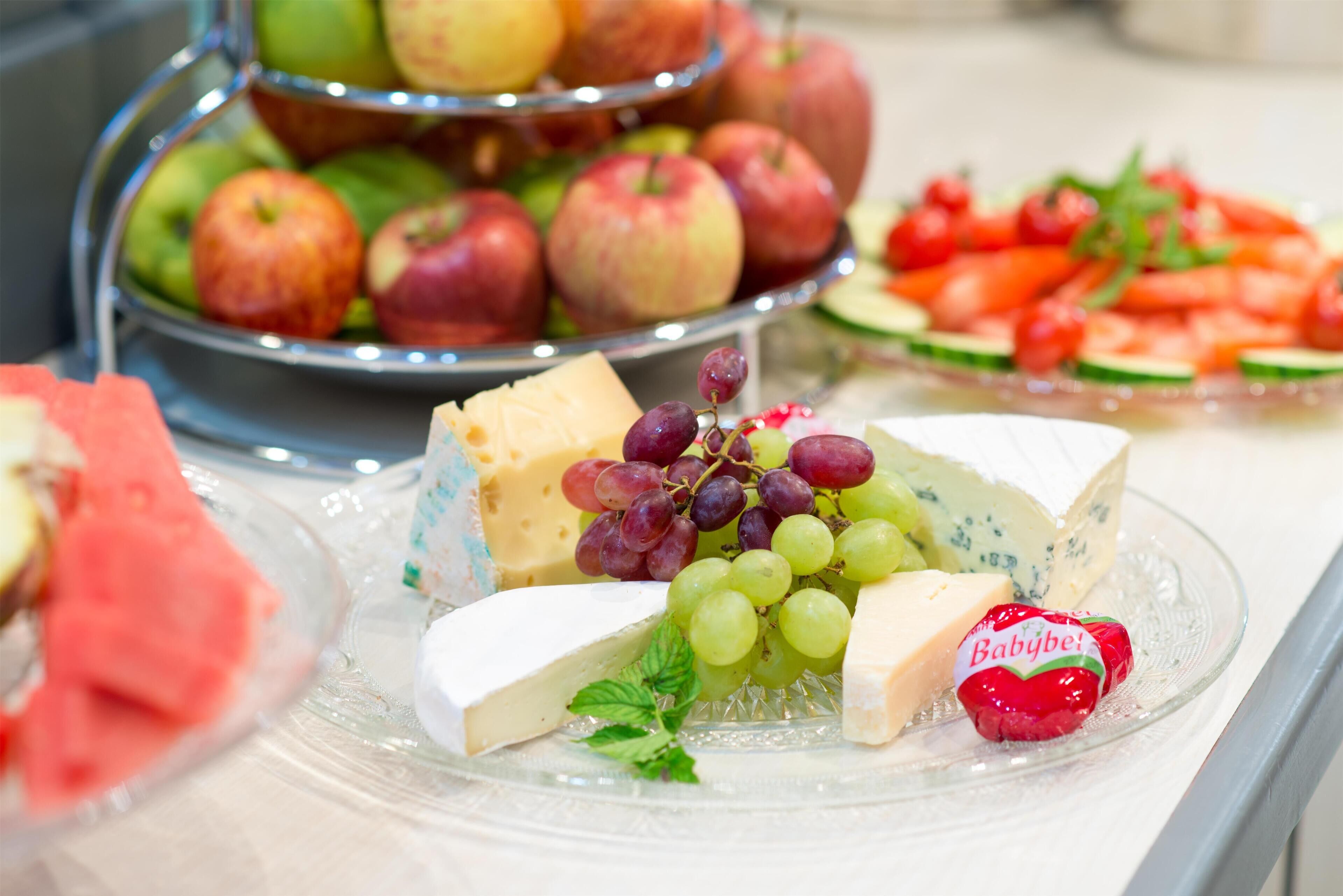 Tägliches Frühstücksbuffet gegen Gebühr