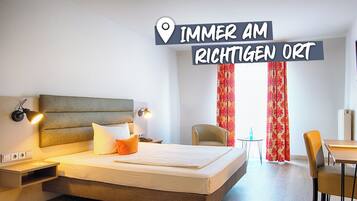 Ropa de cama hipoalergénica, muebles diferentes y escritorio
