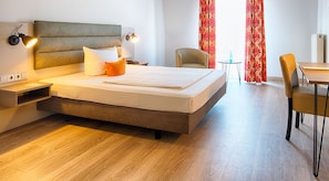 Hypo-allergenic bedding, individually furnished, desk, blackout curtains