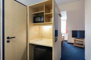 Superior Double Room | Hypo-allergenic bedding, desk, free WiFi, bed sheets