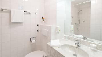 Shower, eco-friendly toiletries, hair dryer, towels