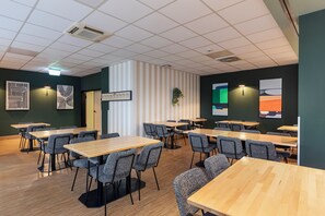 Daily buffet breakfast (EUR 17 per person)