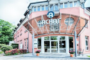 Front of property - ACHAT Hotel Schwetzingen Heidelberg (Schwetzingen)