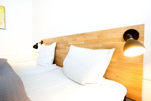 1 bedroom, desk, blackout curtains, free WiFi