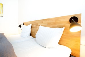 Desk, blackout drapes, free WiFi, bed sheets
