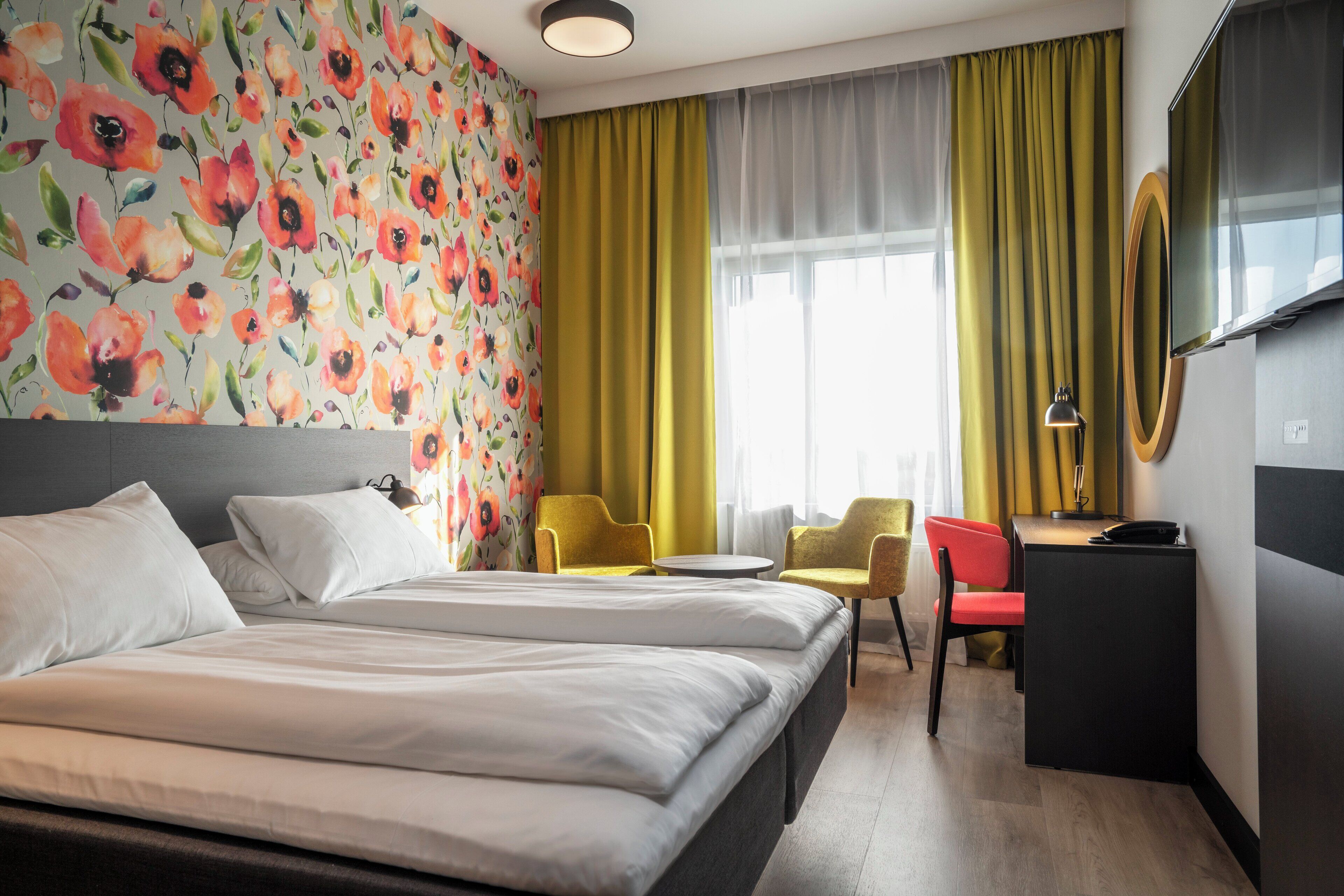 1 bedroom, minibar, free wifi, bed sheets