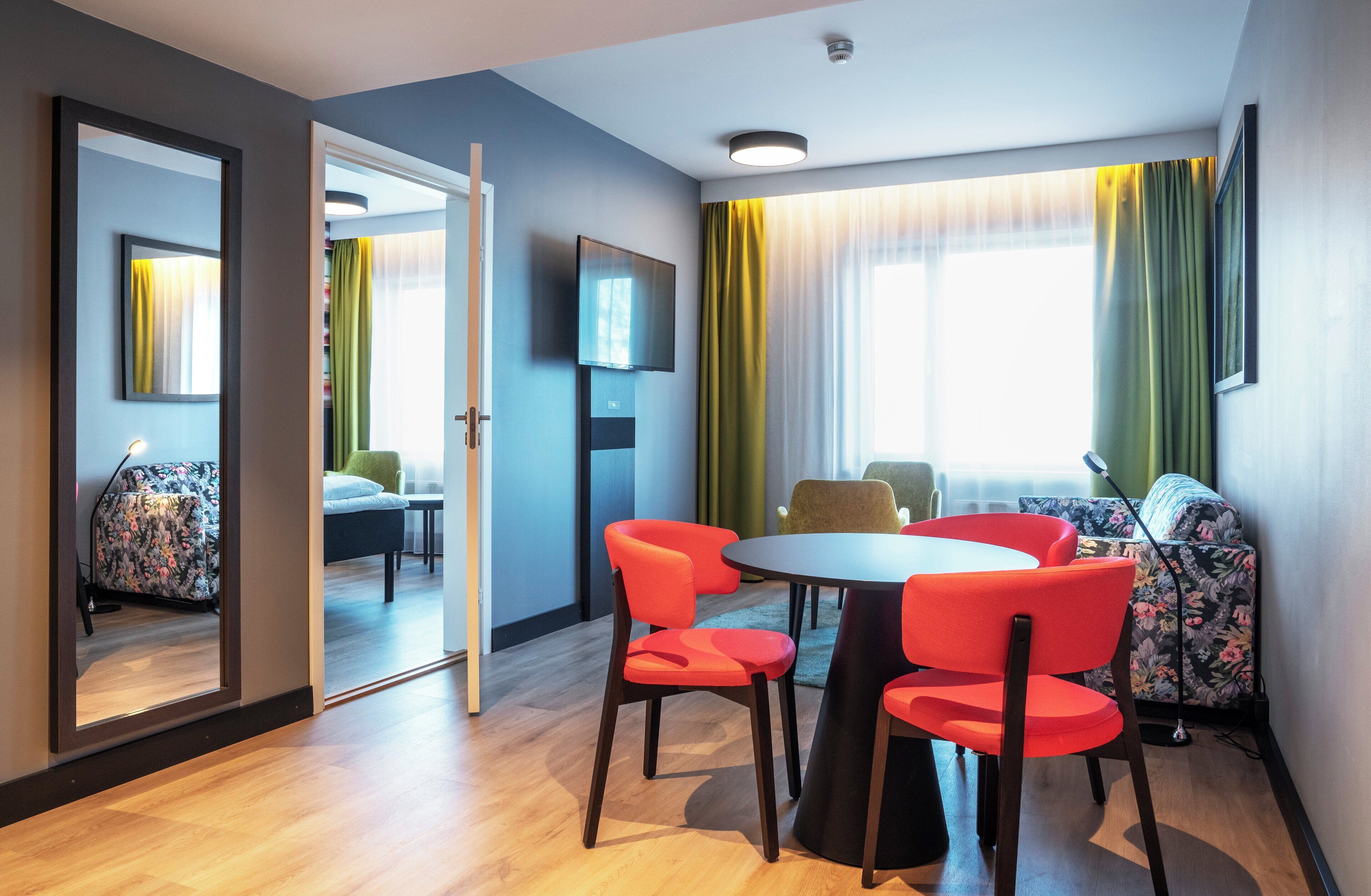 1 bedroom, minibar, free wifi, bed sheets