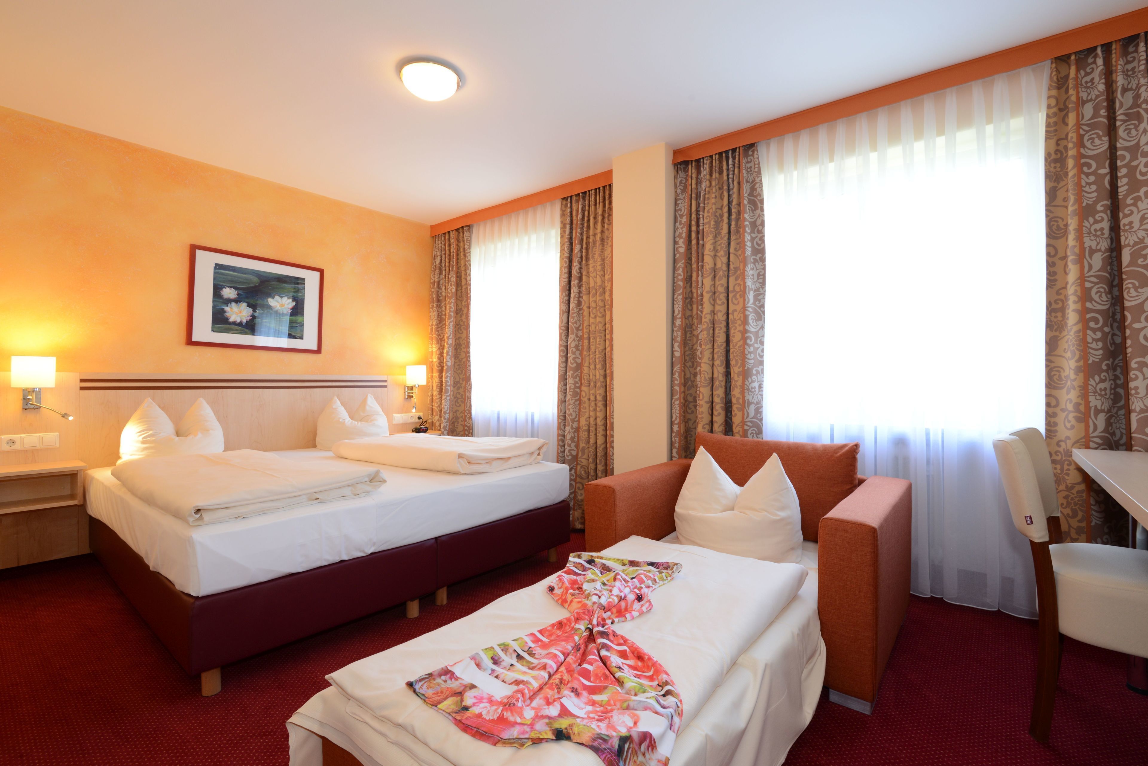 hypo-allergenic bedding, minibar, in-room safe, desk