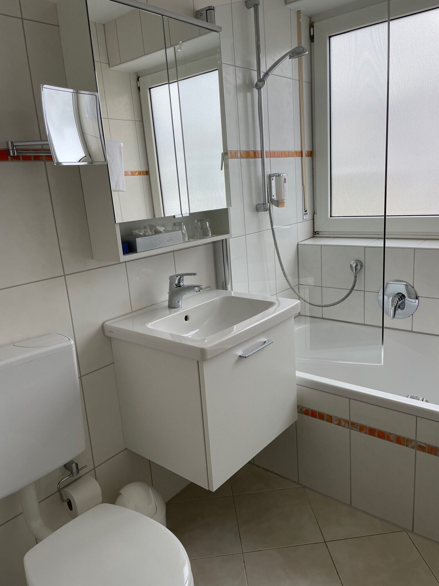 apartment, non smoking, patio | bathroom | shower, hair dryer, towels