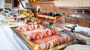 Daily buffet breakfast (EUR 17.5 per person)