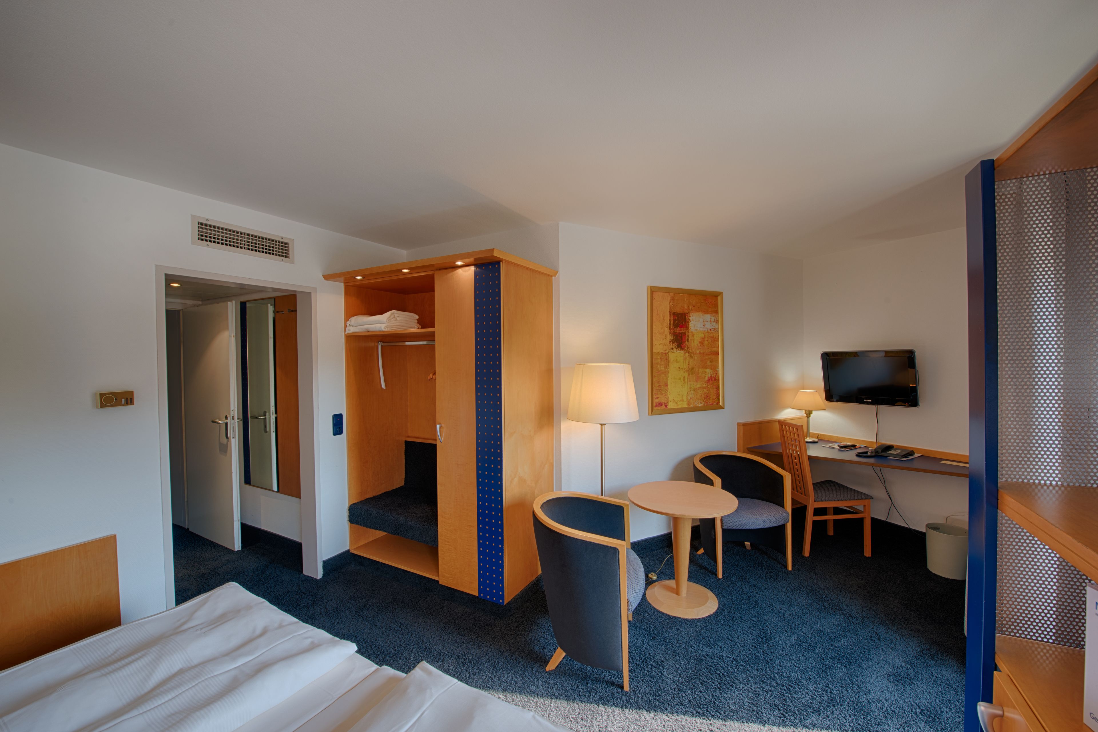 superior double room, multiple beds | in-room safe, individually furnished, desk, laptop workspace
