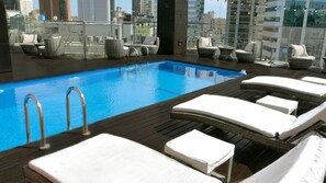 季節性室外泳池