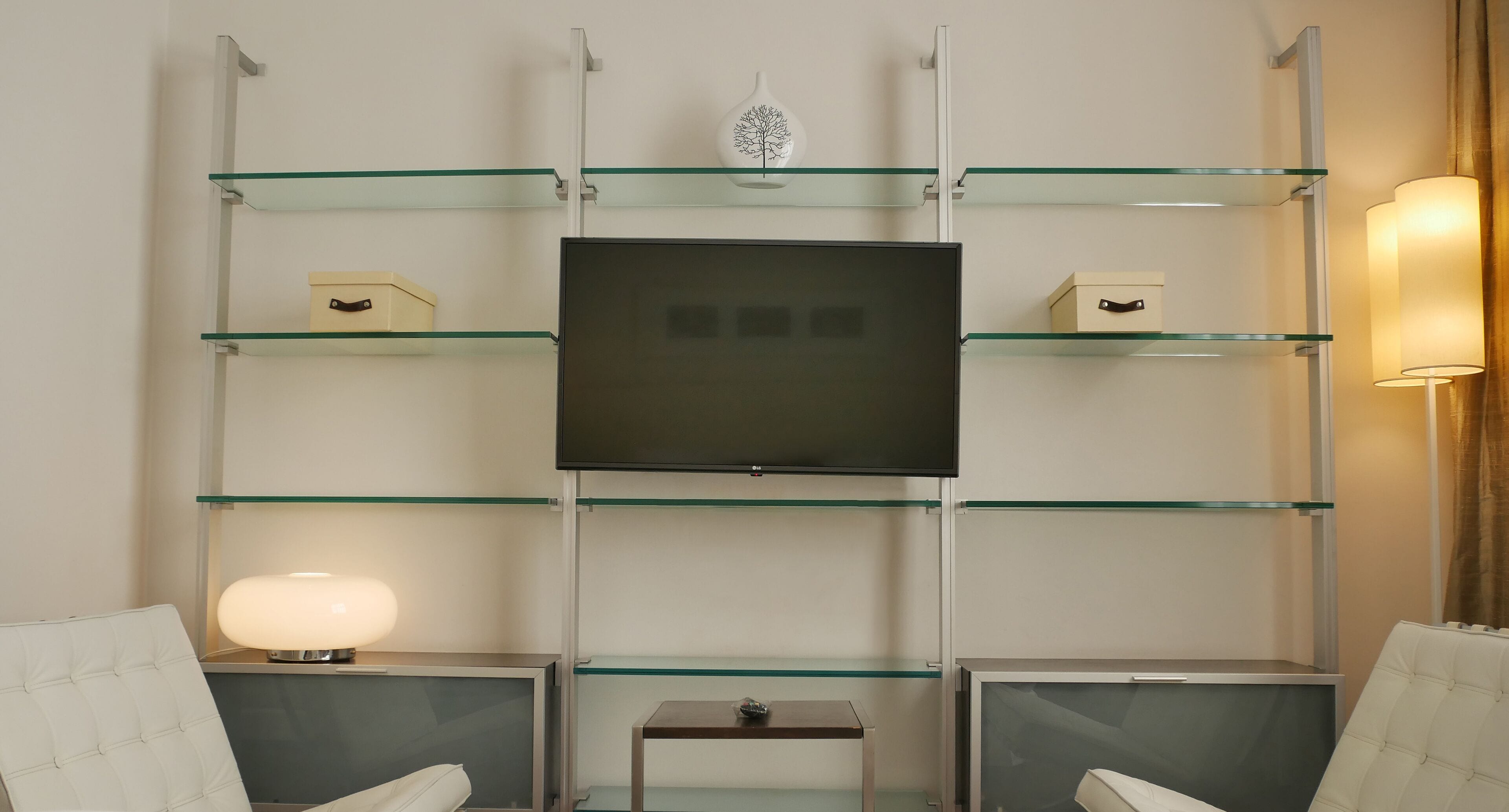 suite (continental) | premium bedding, pillow-top beds, minibar, in-room safe