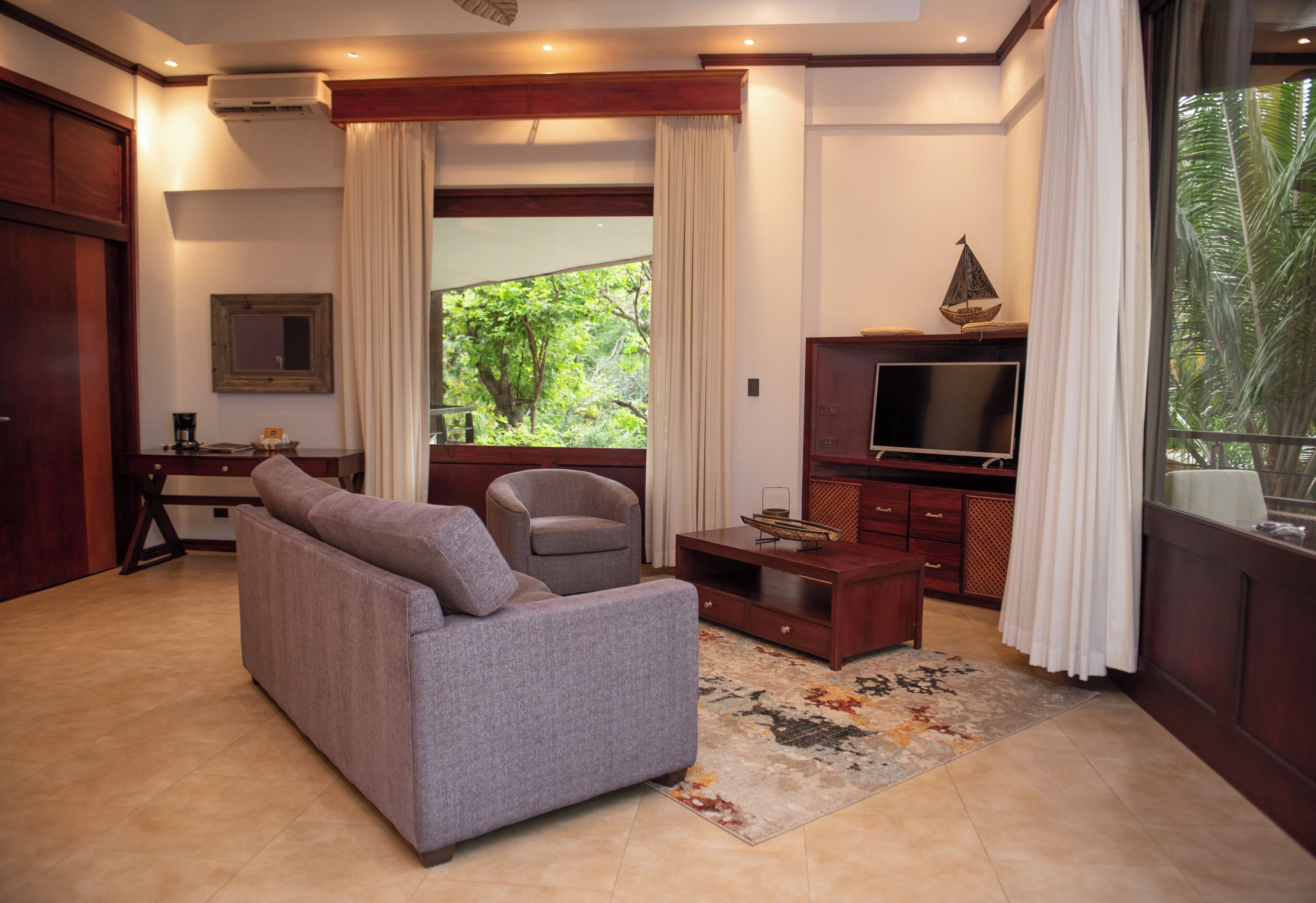 suite nyuri | view from room