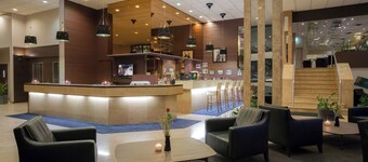 Apogia Paris