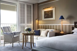 1 bedroom, premium bedding, down duvets, minibar