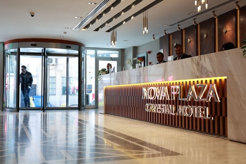 Nova Plaza Crystal Hotel & Spa