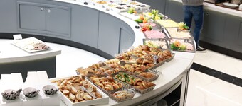 Nova Plaza Crystal Hotel & Spa