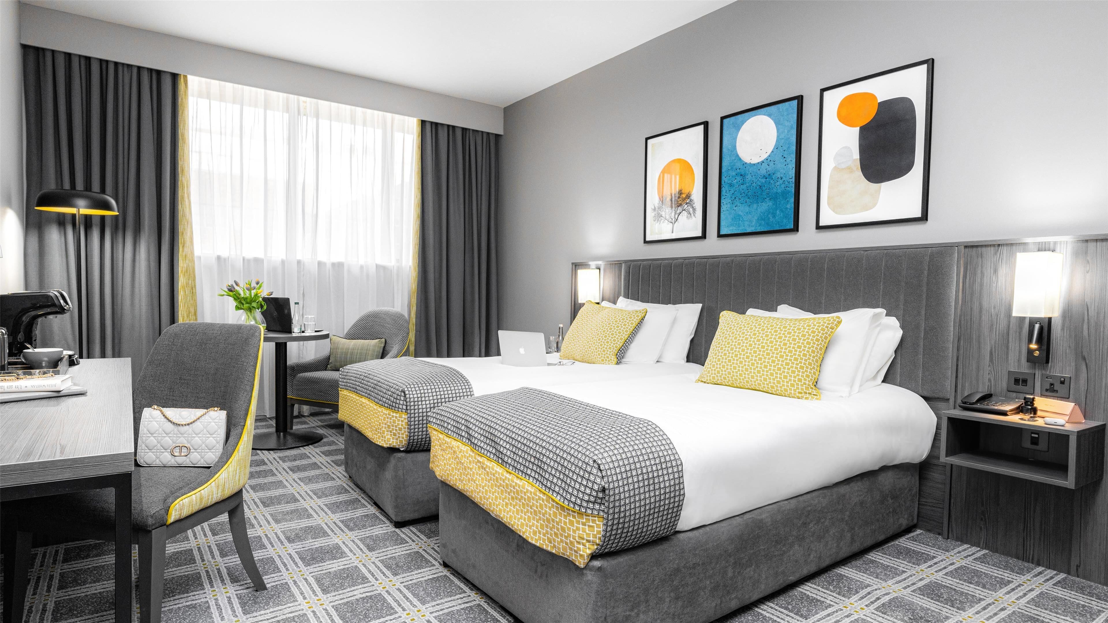 1 bedroom, premium bedding, in-room safe, desk