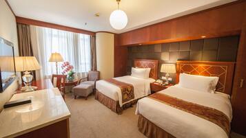 Minibar, in-room safe, desk, blackout drapes