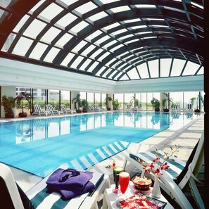 1 bedroom, down duvets, minibar, in-room safe