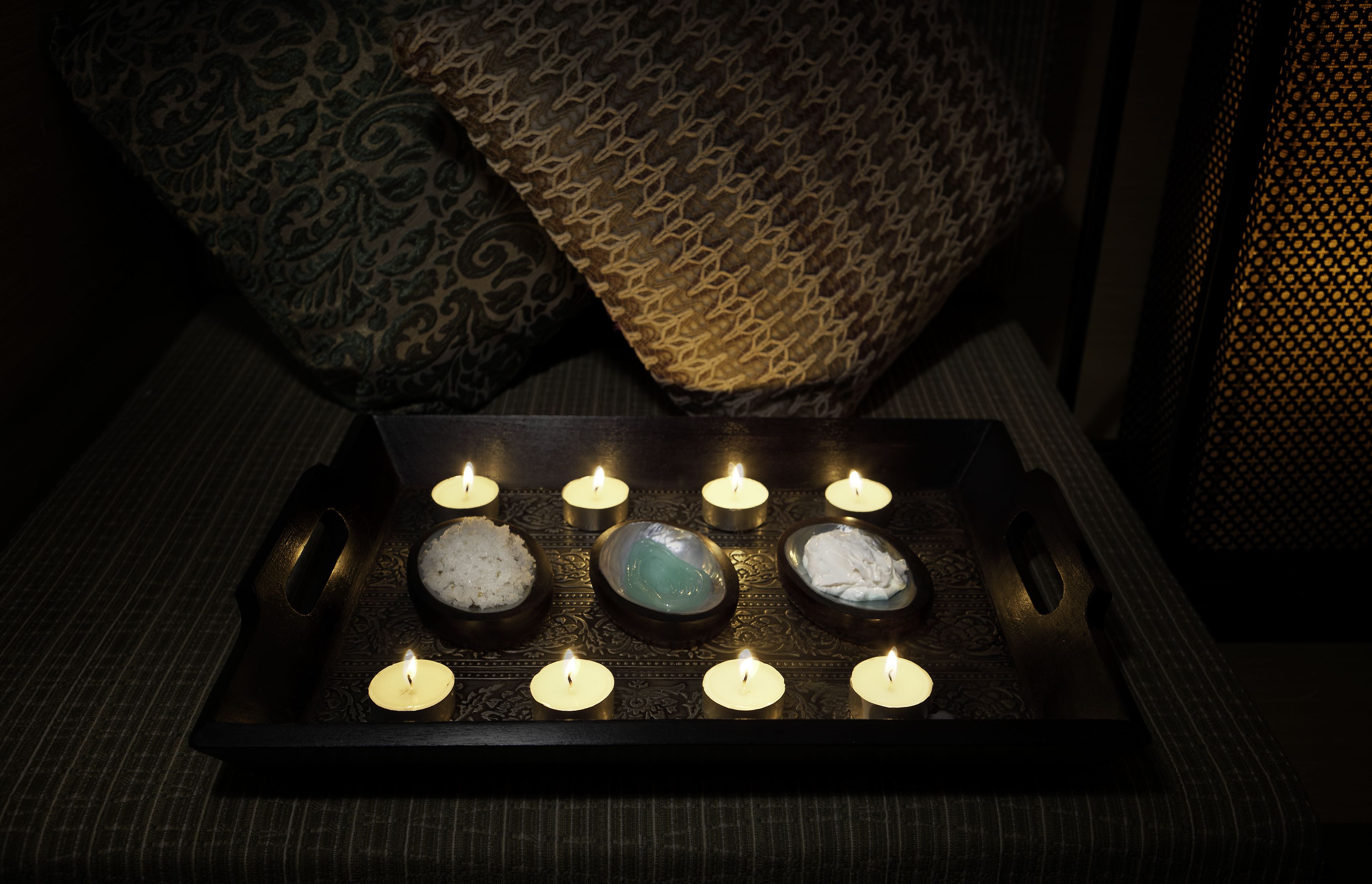 couples treatment room(s), sauna, hot tub, body treatments, body wraps