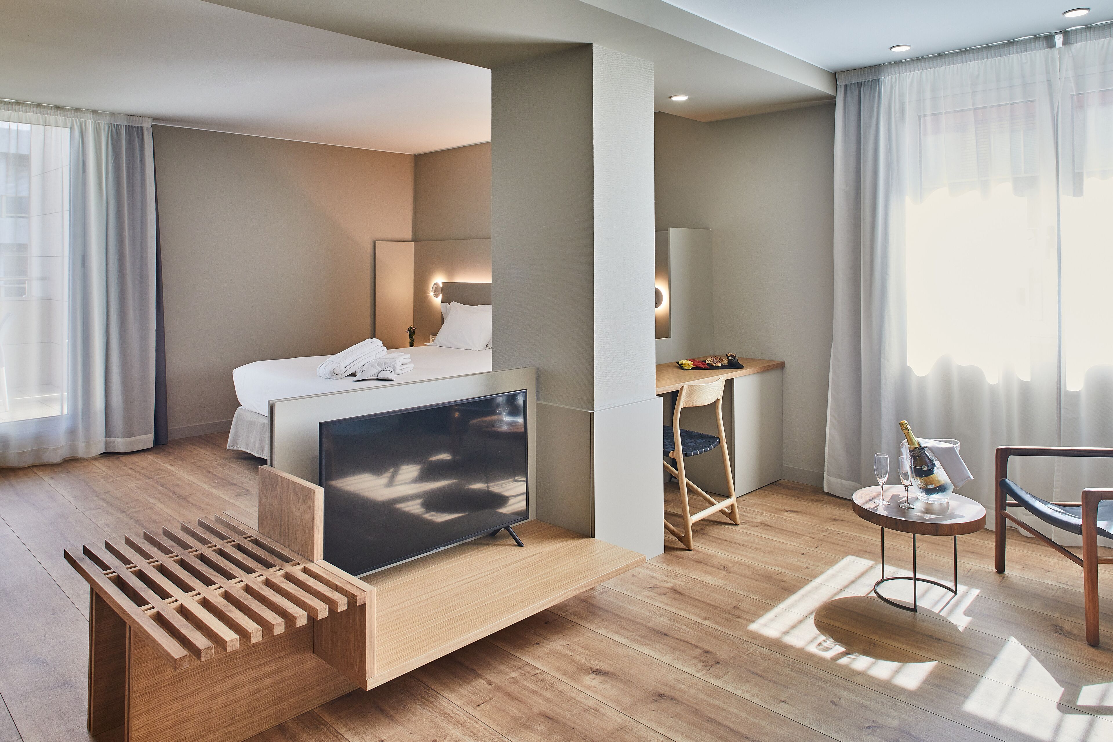 1 bedroom, minibar, in-room safe, desk