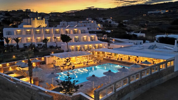Pool - Yiannaki (Mykonos)