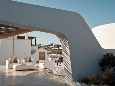 Property entrance. Andronikos Hotel - Adults Only