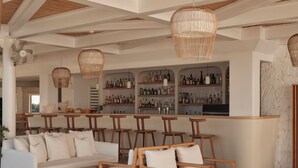 Bar (on property) - Andronikos Hotel - Adults Only (Mykonos)