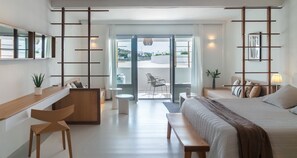 Suite Junior, bain à remous, vue piscine