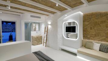 Superior Room, Hot Tub, Pool View | Minibar, in-room safe, desk, iron/ironing board